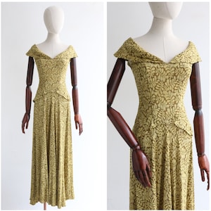 Vintage 1930&#39;s chartreuse green lamé evening gown UK 6 US 2 1930s dress thirties dress 1930s fashion