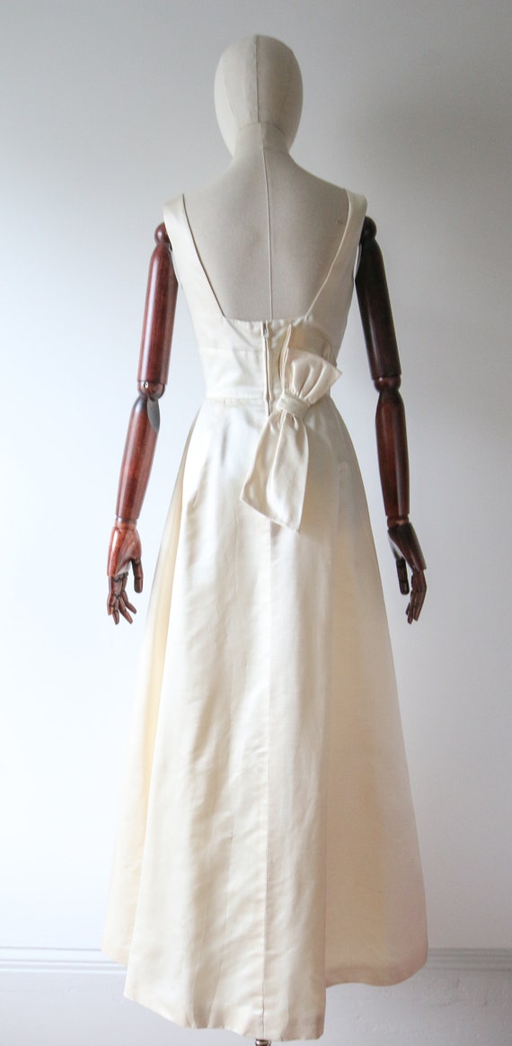 Vintage 1960's Cream Silk evening gown vintage 19… - image 8