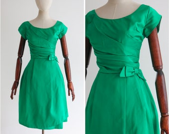 Vintage 1950's emerald green faille satin dress 1950's green satin dress pleated bow dress original 1950s green dress faille silk UK 8 US 4