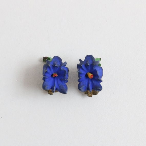 Vintage 1940's blue floral brooch & matching clip… - image 4