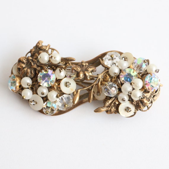 Vintage 1940's unsigned Miriam Haskell brooch ori… - image 1