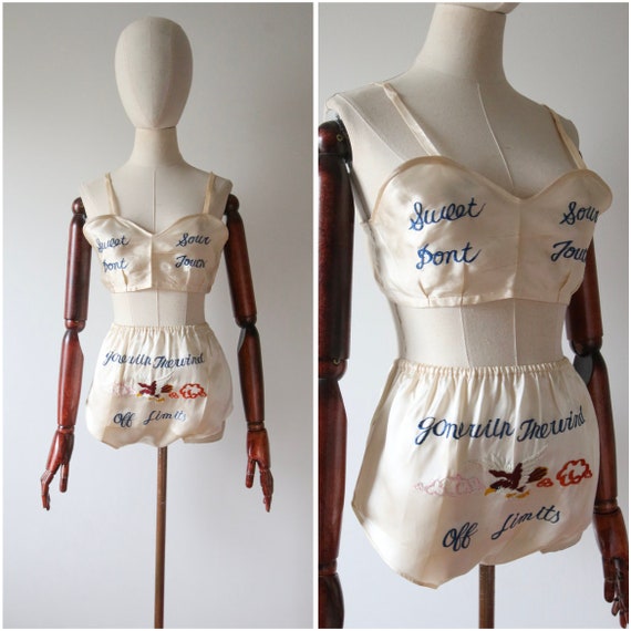 Vintage 1940's sweetheart lingerie set ww2 touris… - image 1