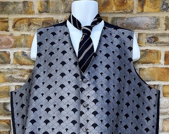 Vintage 1980's "D'Alterio" Fan patterned classic styled formal Waistcoat/Vest, Size UK 52