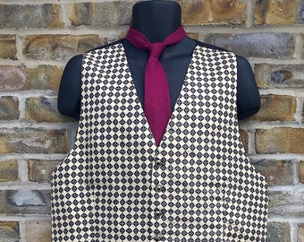 Vintage 1980's Unbranded retro patterned classic styled waistcoat/vest, Size UK 42