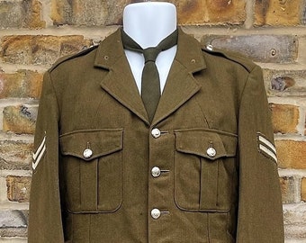 Vintage circa 1960's Quality tailored military British army corporal uniform, Size UK 36
