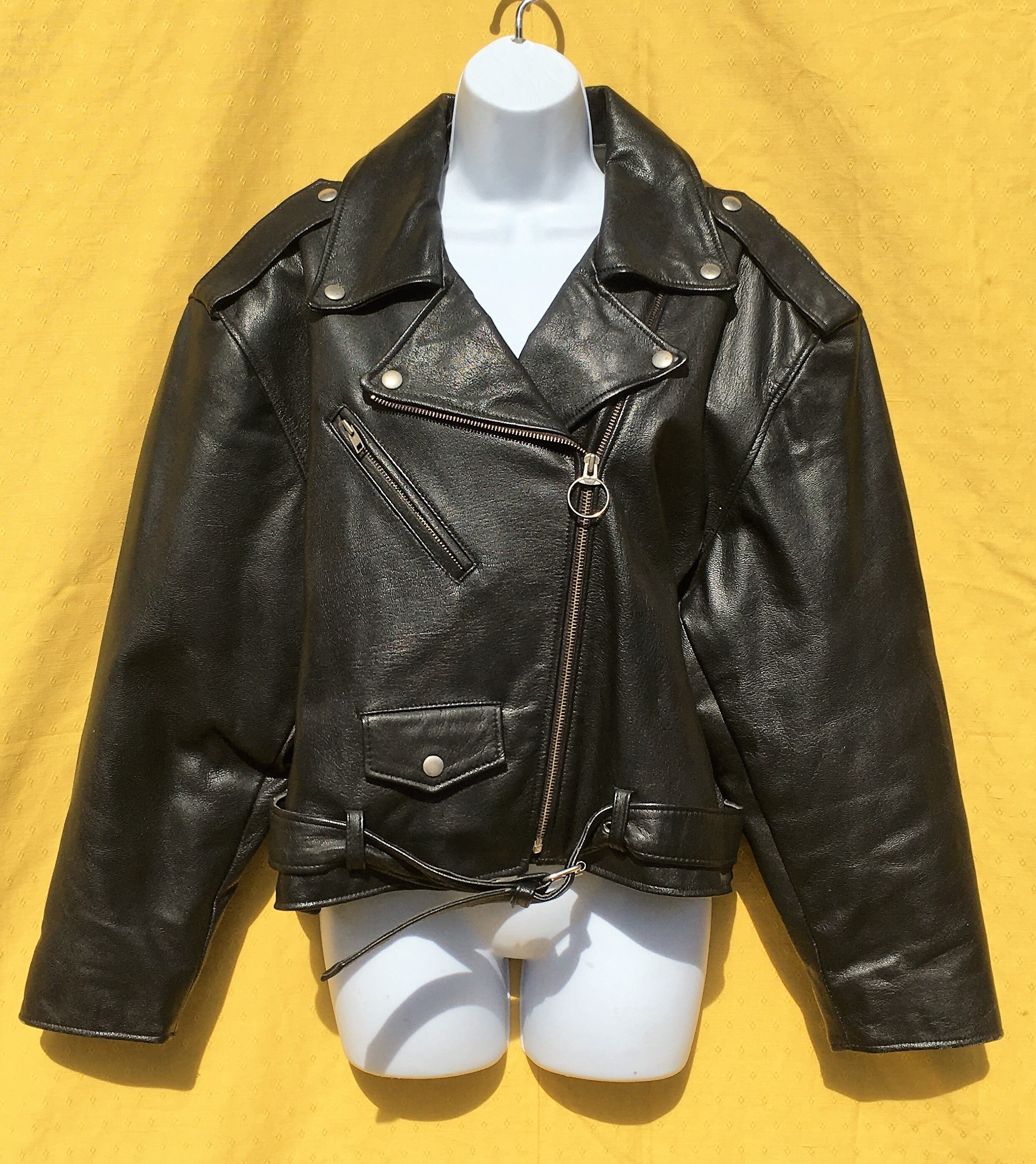 Black biker jacket size 18 Clearance