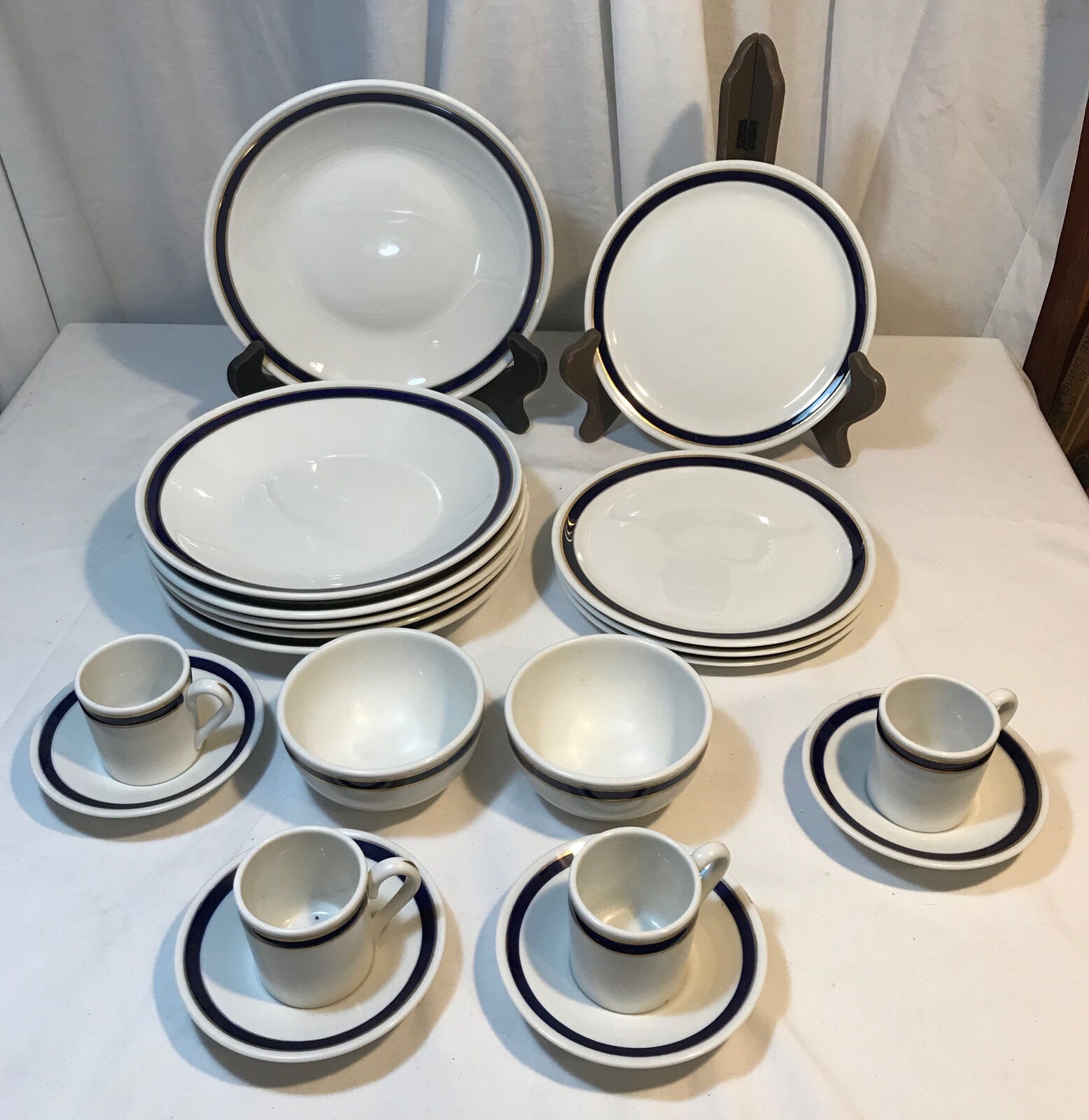 Vtg Lot Mayer China Beaver Falls USA Navy w/ Gold Band 20 pcs Restaurant Ware