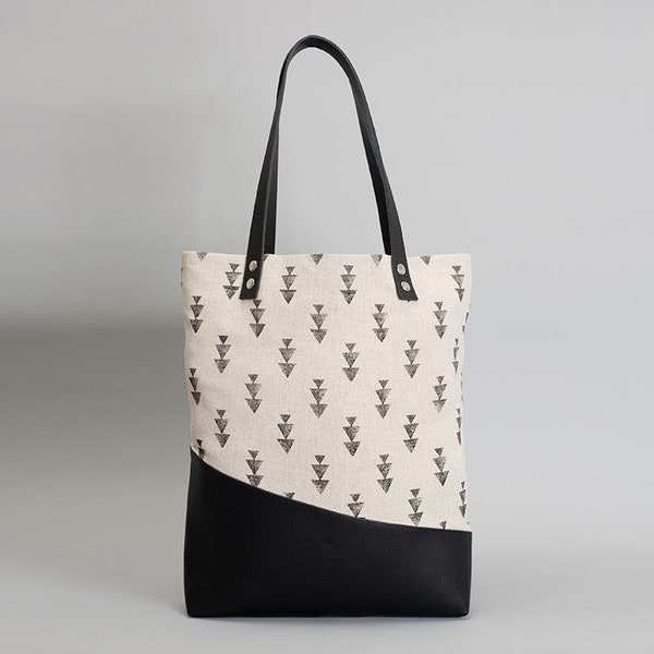 Schultertasche / Shopper THUYA PRINT