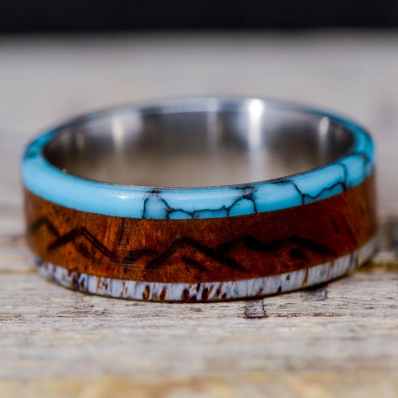 Stone Forge Studios Engraved Mountains Men/'s Ring: Rosewood Turquoise Antler