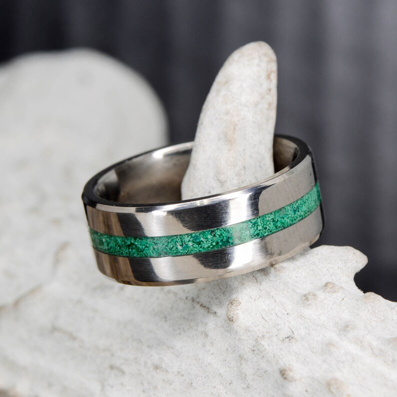 Stone Forge Studios Men/'s Ring Malachite; Center 8mm