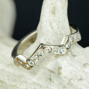 Teton Mountains Verlobungsring - Gold & Diamanten - Stone Forge Studios