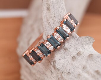 Jonc superposé en or rose, diamants et topazes