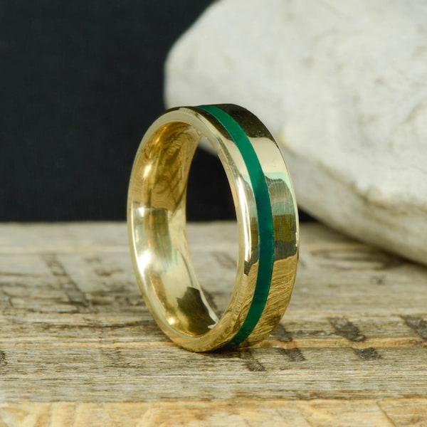 Oro amarillo y jade imperial descentrado - Stone Forge Studios