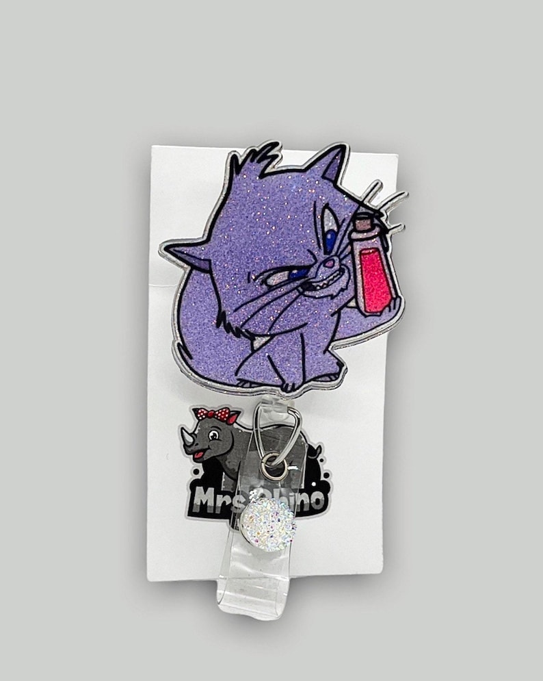 Portatarjetas retráctil de identificación de Yzma Cat y Emperor's New Groove: Insignia de enfermera/maestro hecha a mano