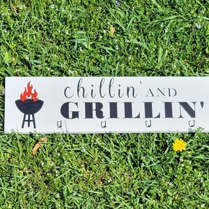 Chilling and Grillin Sign | BBQ | Father&#39;s Day Gift | Sign For Dad | Sign For Husband | Outdoor Sign