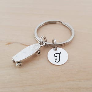 Skateboard Keychain - Personalized Keychain - Initial Keychain - Custom Key Chain - Personalized Gift - Gift for Him / Her