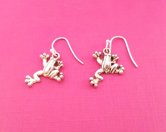 Frog Earring - Jumping Frog Earrings -  Sterling Silver Earrings - Silver Jewelry - Jumping Frog Charm - Frog Charm - Frog Silver Errings