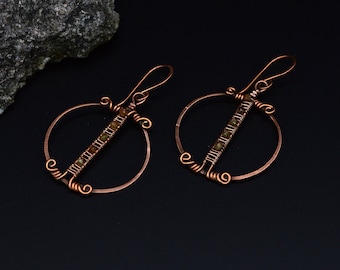 Creoles Tourmaline/ Boucles d'oreilles Tourmaline en cuivre/ Bijoux fait main/ Tourmaline Hoop Earrings Wire wrapped in Copper