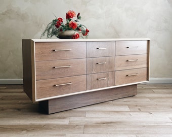 Natural Wood 6-Drawer Dresser - Sideboard - Credenza