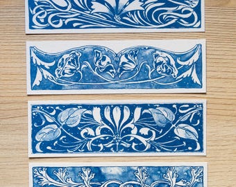 Segnalibri floreali blu e bianchi con stencil / Negativi cianotipici in stile Chinoiserie / Elegante idea regalo a tema libri