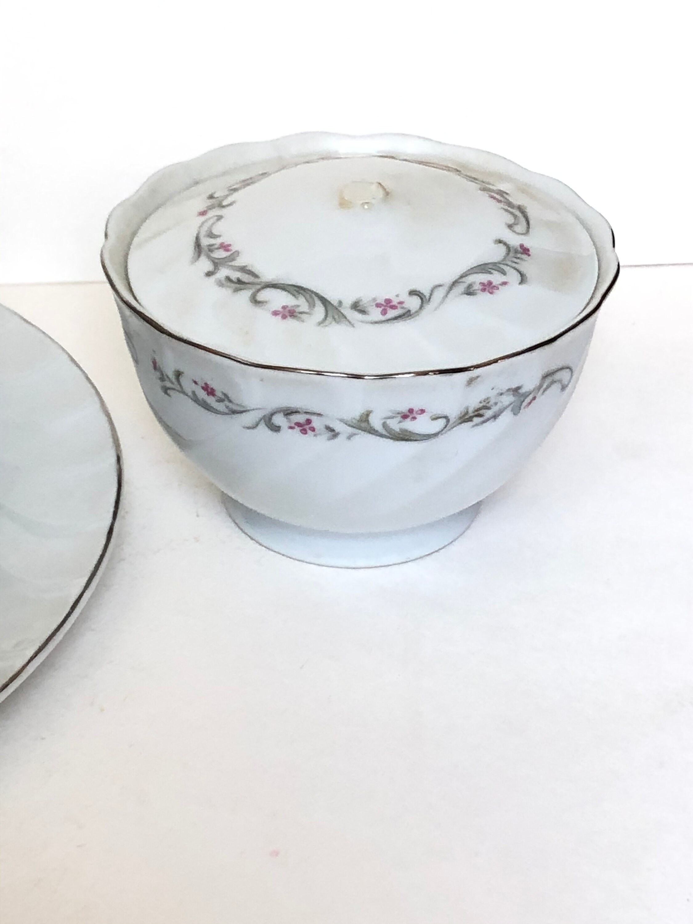 Royal Swirl Fine China Japan Chipped Distressed Shabby Dining Etsy