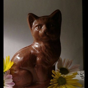 Our Solid Chocolate Cat. The purrrfect gift for any Cat Lover Please don't order if the area you are shipping to exceeds 65 degrees. image 1