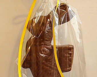 Nasz czekoladowy zajączek w koszyku o wadze jednego funta.