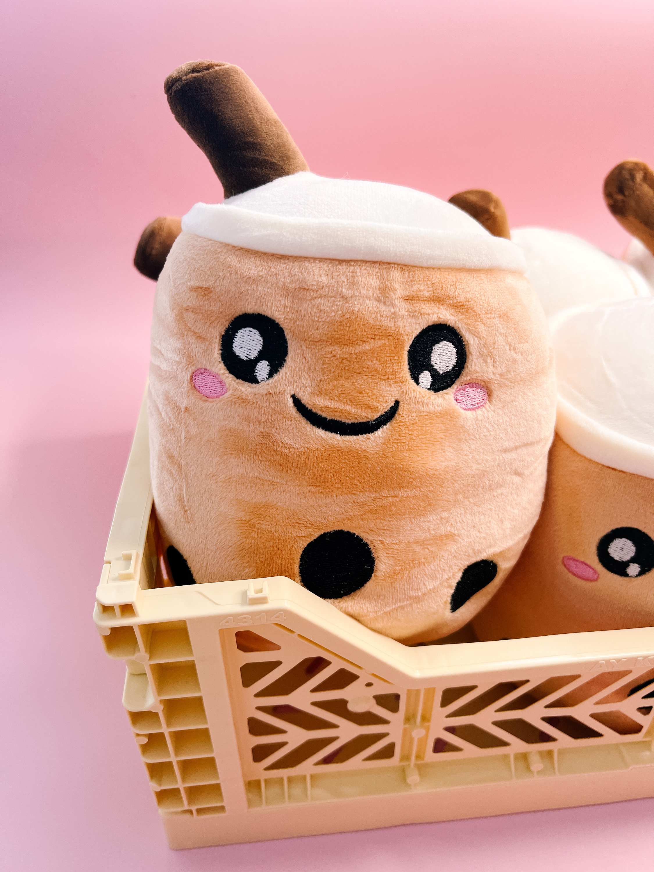 Kawaii Bubble Tea Cup Stuffed Animal Face Boba Soft Pillow Fruit Drink  Apple Pink Strawberry Milk Tea Kids Gift,25CM 