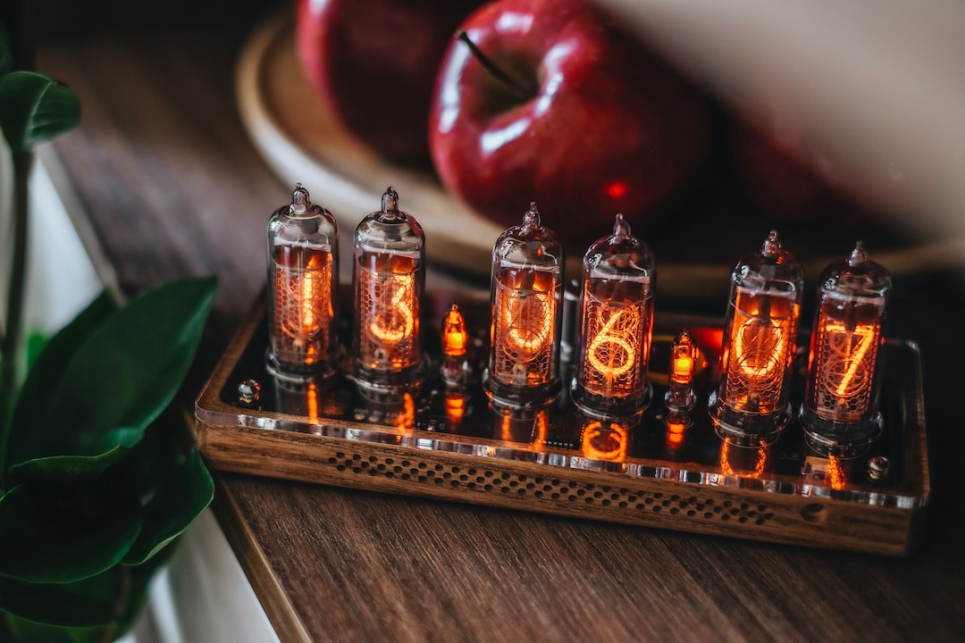ニキシー管時計 NIXIE CLOCK IN-14 6桁 ブラウン il_1080xN.4985349039_d10c.jpg