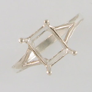 Vintage Solid Sterling Silver Ring Setting for 8x6 Emerald Cut Faceted Gems, Ring Blank, DIY Ring Setting