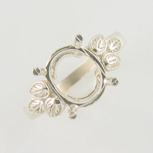 Vintage Solid Sterling Silver Ring Setting for 10x8 Oval Faceted Gems, Ring Blank, DIY Ring Setting