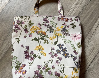 Spring floral car trash can