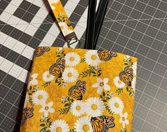 Daisy and Butterfly Trash Bag