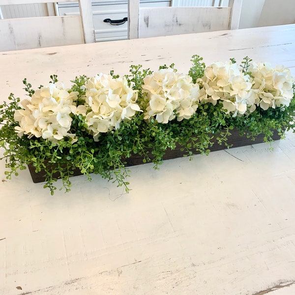 Hydrangea Floral Centerpiece: Farmhouse Rustic Table Decor