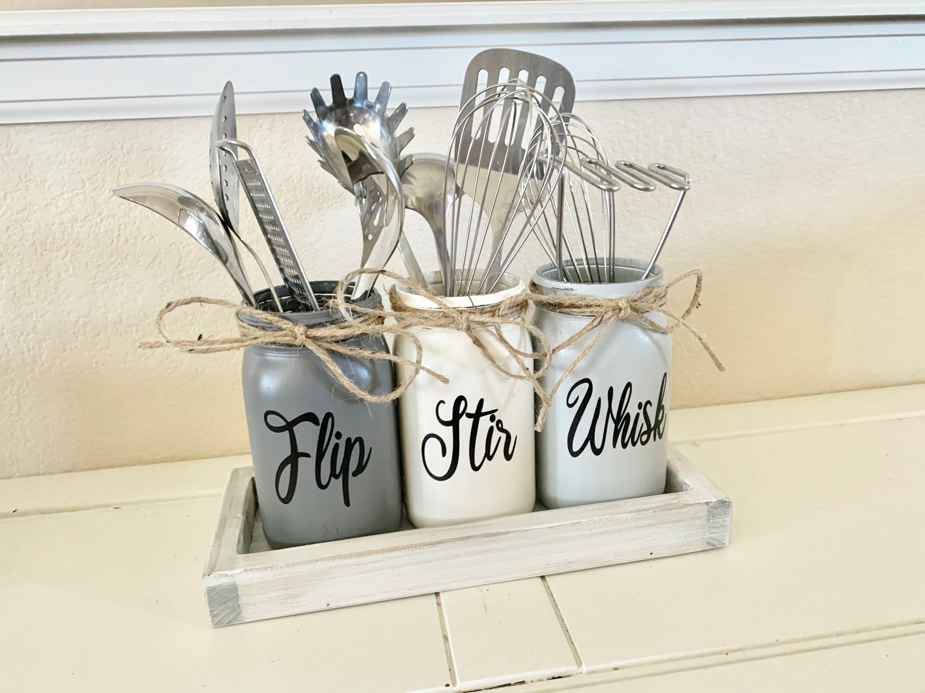 Kitchen Utensils Holder, Napkin Holder, Distressed Metal Tray, Rustic Farmhouse  Kitchen Decor, Painted Mason Jar Utensil Holder -  Hong Kong