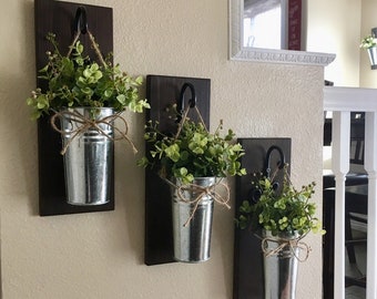 Rustic Wall Decor, Home Decor, Farmhouse Hanging Planter Galvanized Metal Planters with Greenery, Entryway or Bedroom Decorations, Wall Tin