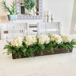 Kitchen Island Centerpiece, Dining Room Table Centerpiece, Mantle Decor, Hydrangea Floral Arrangement, Table Centerpiece, TV Console Decor