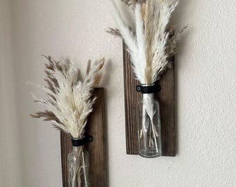Apliques rústicos de estilo campestre con hierba de la pampa o eucalipto / Decoración de pared con tarros colgantes / Arte de pared otoñal / Decoración boho para el hogar / Decoraciones neutras