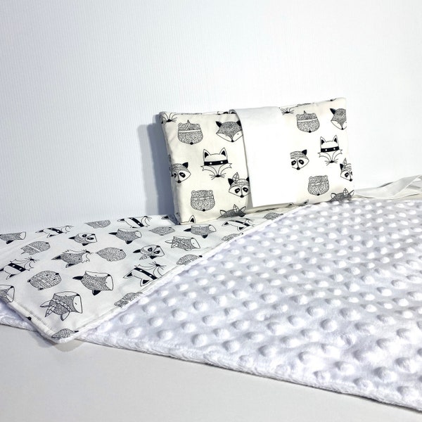 Ensemble de matelas à langer de voyage portefeuille à couches, renard blanc des bois, cadeau de baby shower