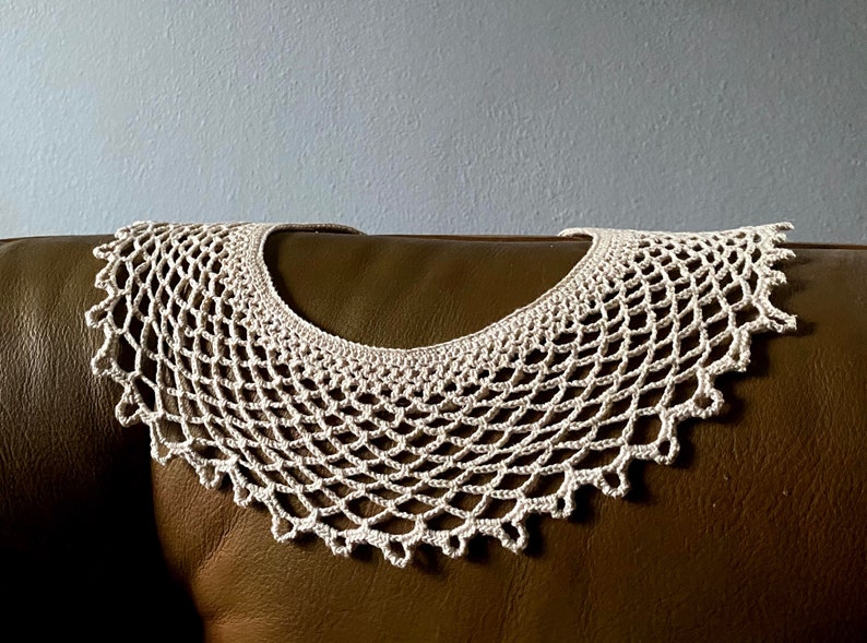 PDF Download: Lacy Crocheted RBG Collar image 6