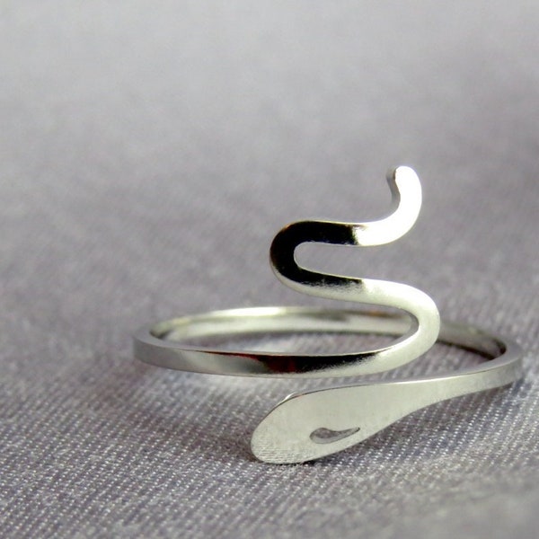 snake ring, minimalist ring, stainless steel ring, one size ring, friendship ring, simple open snake ring, gift, cat lovers, serpent ring