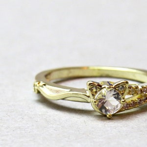 cat ring, fun feline ring, gold and cubic zirconia, friendship ring, fashion cat ring, cat lovers gift, kitty cat ring