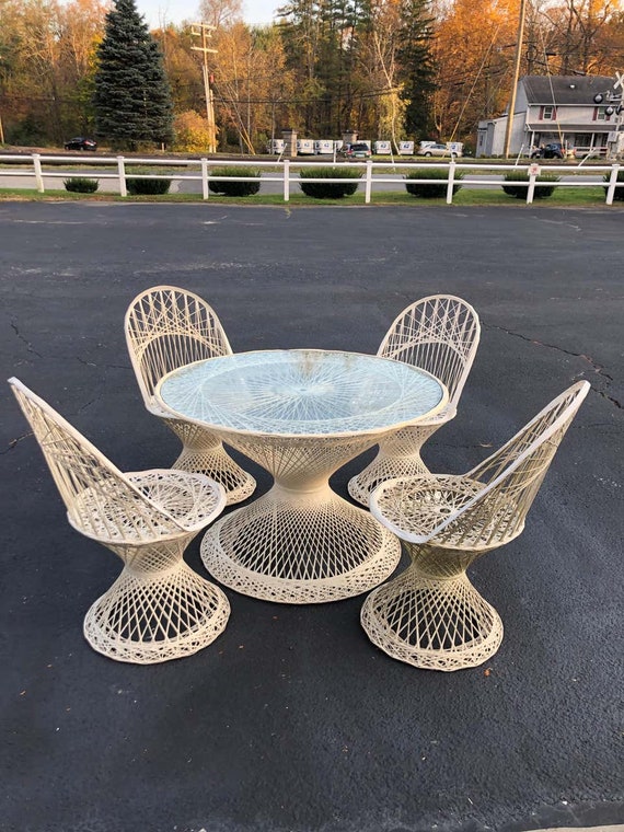 Sold Mid Century Modern Rus Woodard Spun Fiberglass Table Rus Woodard Spun Fiberglass Table, Fiberglass Outdoor Patio Furniture