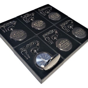 6 gegraveerde zakhorloges - blauwe Romeinse cijfers - gegraveerd cadeau voor hem - gepersonaliseerd horloge in geschenkdoos - cadeau bruidsjonker - herenhorloge