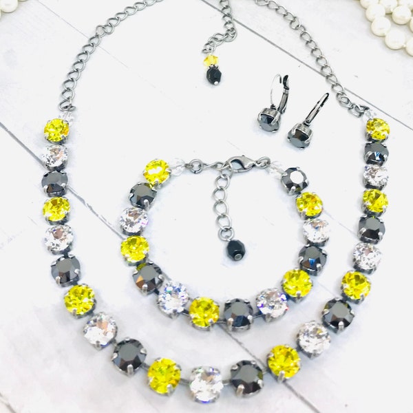 Pittsburgh BLACK and GOLD Steelers Crystal Necklace, Black and Gold Pittsburgh Penguins Crystal Necklace, JKCAROLINA