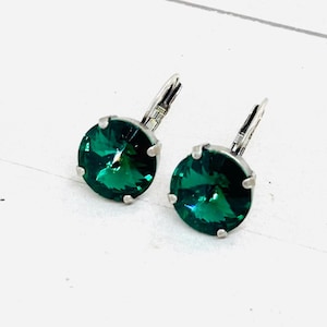 14mm Emerald Green Chaton Cut Crystal Drop Earrings, Emerald Green Crystal Solitaire Earrings, 14mm Green Crystal Earrings, JKCAROLINA