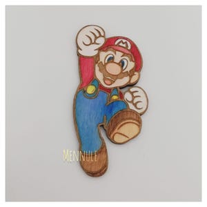 MARIO in legno dipinto a mano -
