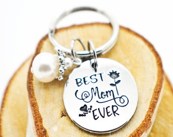 Best Mom Ever Keychain Charm, Customized Purse Charm Present for Mother, Keychain Clip for Women, Christmas Gift from Daughter or Son to Mom