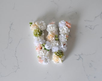Floral Initial Letter W | 18cm | White, Peach & Green