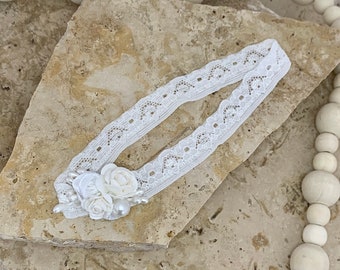 NEWBORN | All white baby headband | Flowers & Lace | Recommended 0-6 Weeks Old
